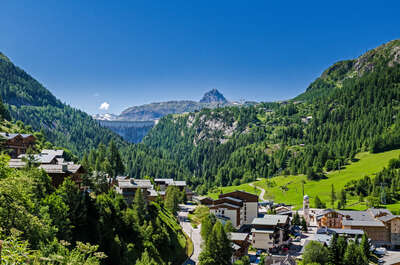 Dorf Tignes les Brévières